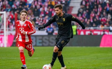 德甲最新积分榜更新：拜仁失利多特强势反弹，冠军争夺战再掀波澜