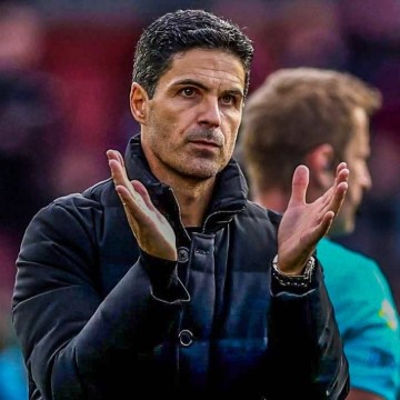 2-0!1-2!阿森纳7场不败登顶英超,利物浦遭切尔西18岁小将绝杀