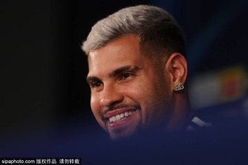 吉马良斯:球队3年2进欧冠令人难以置信 沃尔特马德表现令人惊叹