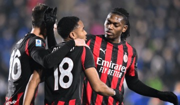 3-1逆转！法布雷加斯气炸了，意甲第2翻盘，只落后国米3分