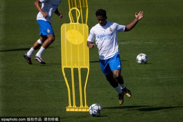 格列兹曼200球里程碑：西蒙尼盛赞他的贡献与马竞的未来